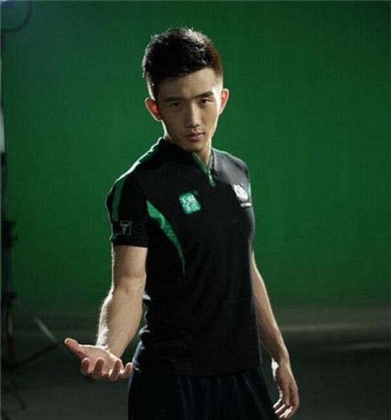 李威俊因家暴事件被禁赛并被战队解约.