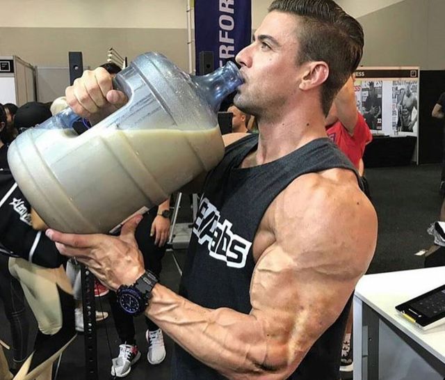 蛋白粉多少毫升牛奶