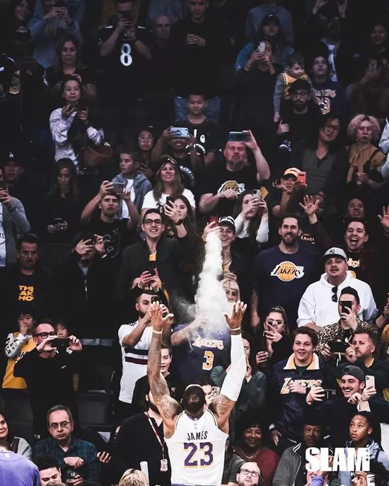 好消息！湖人最后一块拼图浮出水面！是他了？