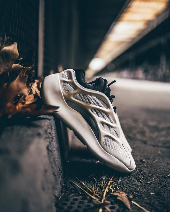 三天涨500！触底反弹！现在抄底正合适！