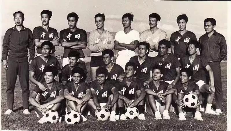 从容志行古广明到郑智艾克森广东足球70年得与失