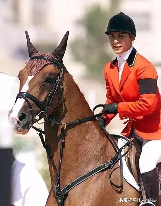 赌上性命,也要逃离那个700亿身家的男人