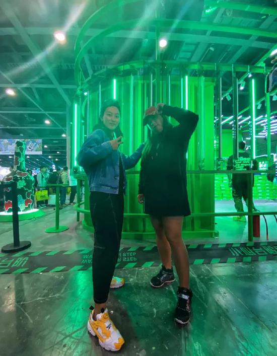 LPGA美女球员也追星 谁还不是个追星女孩了|多图