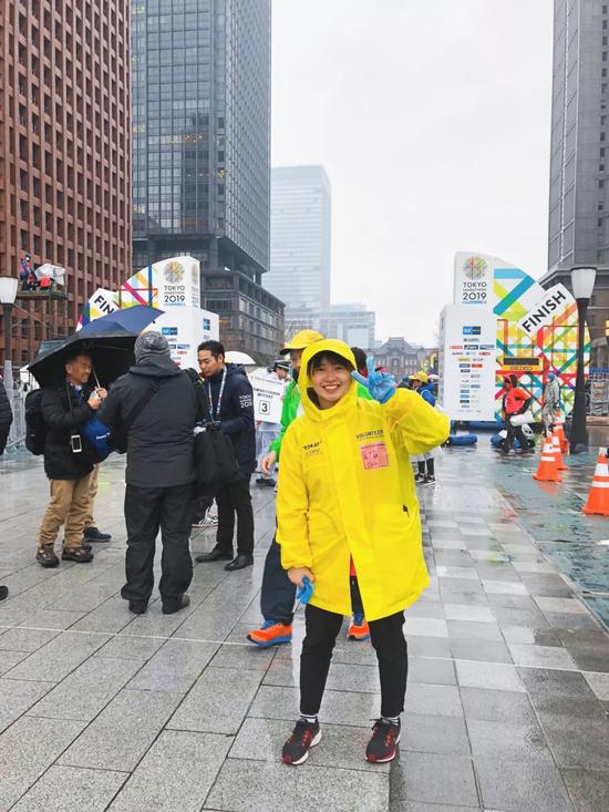 近距离感受六大满贯 我在东京马拉松当志愿者