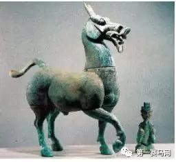 西汉大铜马与胡人俑