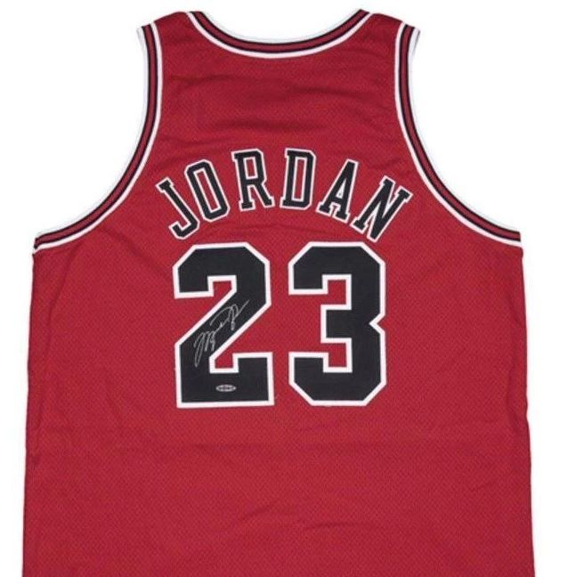 乔丹签名球衣