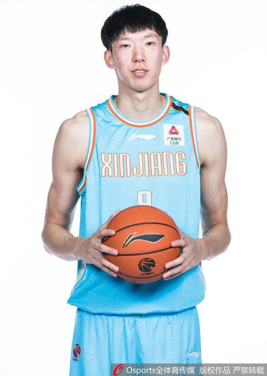 本赛季郭艾伦助攻数99个 排在国内球员之首