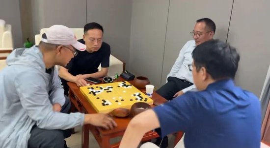 九洲体育官方官网网站智能手表购买导引