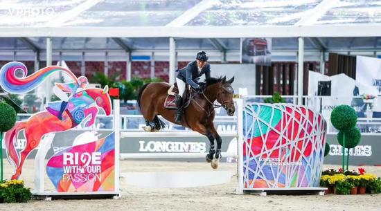 刘磊：只因热爱，他大学毕业却去做马工，如今