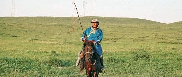 草原上的牧马人