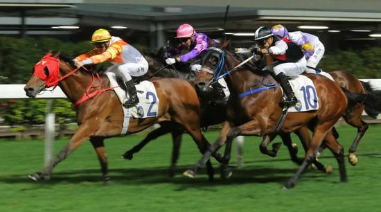 【跑马地赛事】波健士首进香港凯旋门