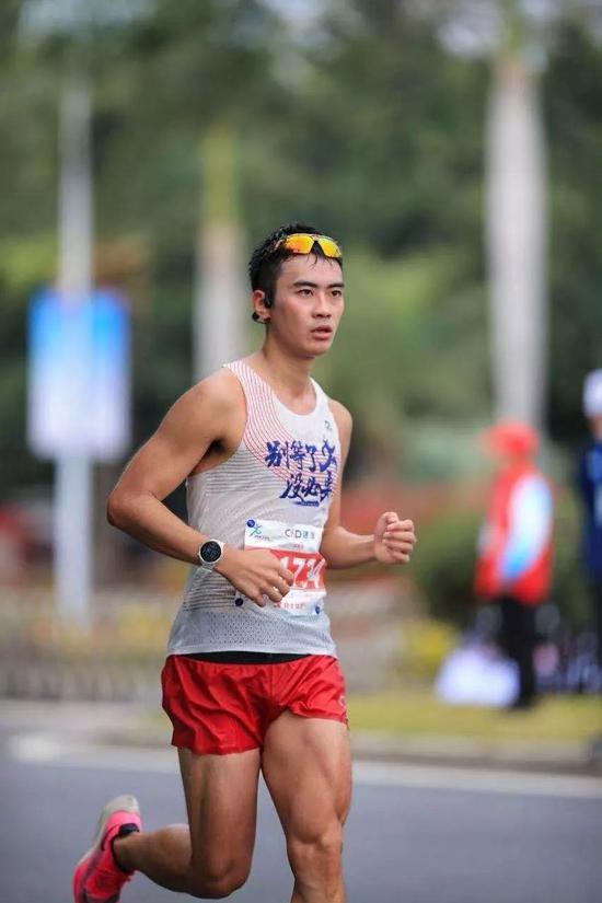 沈乌贼厦马赛记做他们的团长是我修来的报应