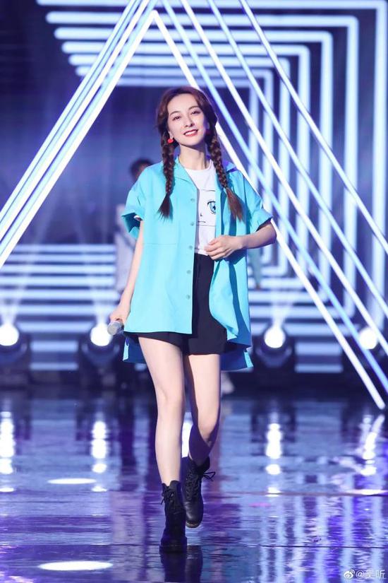 吴昕的“大象腿”变细成顶流 坚持跑步会让腿变