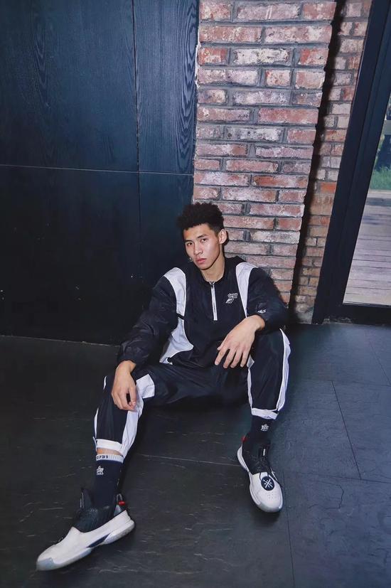 唐日辉谈选秀我是草根我骄傲望激励更多人