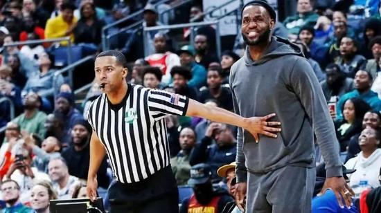 场均4.2分！布朗尼打不了NBA！詹姆斯亲口说的