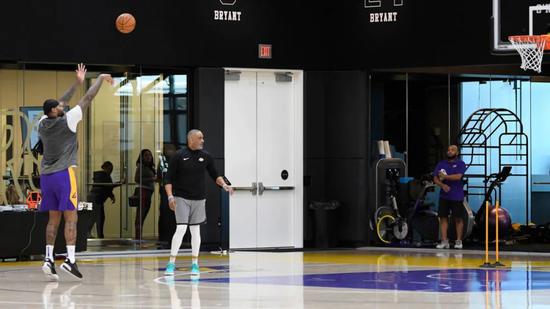 NBA重啟第一步!例行賽取消季後賽縮短,湖人總冠軍還有希望!-黑特籃球-NBA新聞影音圖片分享社區