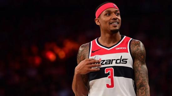 总冠军诞生!詹姆斯复制1-3史诗逆转!浓眉FMVP