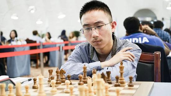 国象亚青年网络快棋赛公开组 彭雄健名列第五