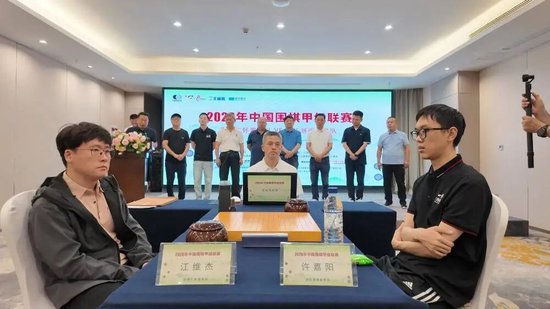 巴塞罗那VS费耶诺德直播_巴塞罗那VS费耶诺德免费在线高清直播_巴塞罗那VS费耶诺德视频在线观看无插件