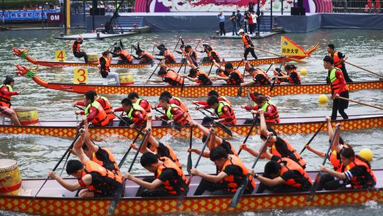 苏州河城市龙舟赛打造优美景观体育 体现“国际化”