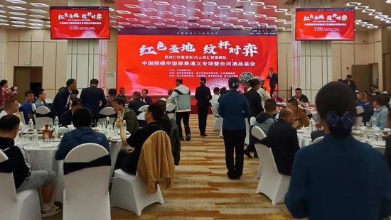 白沙镇：假期首日文旅火热 藿溪泛舟古韵留香
