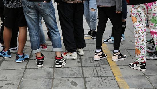 美国运动鞋销量降逾七成 赛事停摆功能鞋卖不出