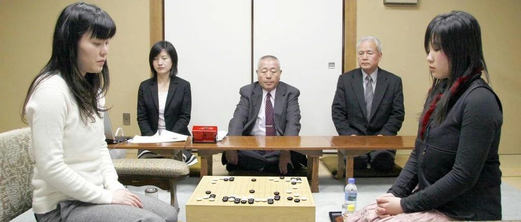 谢依旻《话语的肖像画》 女流二冠开启黄金期_棋牌_新浪竞技风暴_新浪网