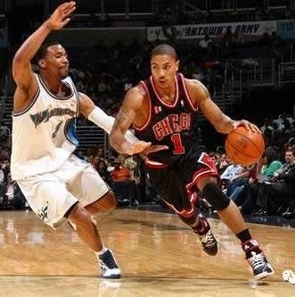 教学|巅峰罗斯变向后撤快如闪电 看着都膝盖疼