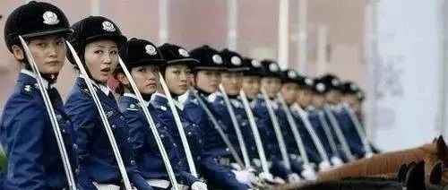 华夏警花第一骑