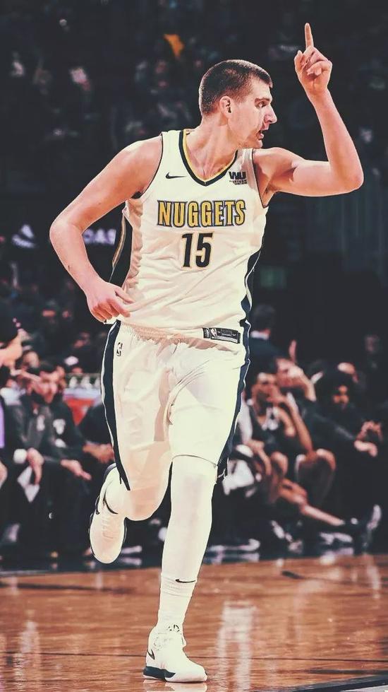 谁能想到当年被周琦完虐的约基奇会这么强