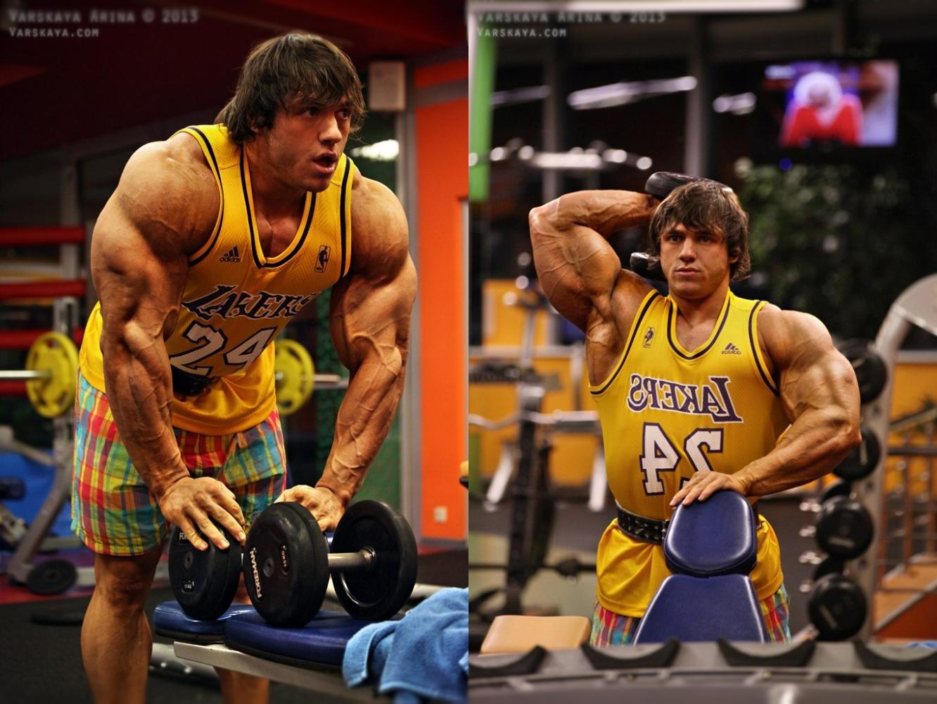 这是科比最强壮的粉丝吧 臂围超过60厘米 手机新浪网