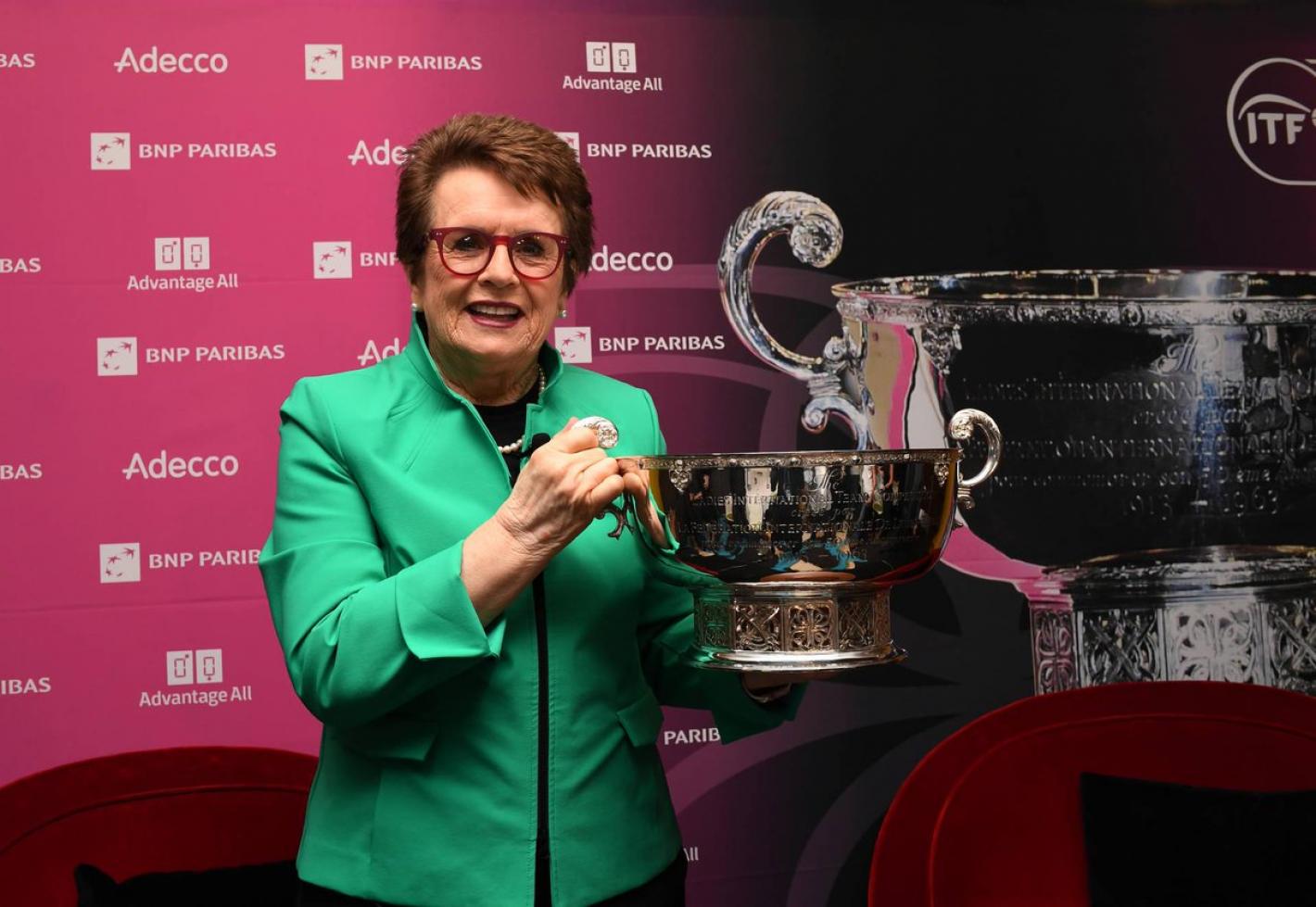 wta传奇比利·简·金