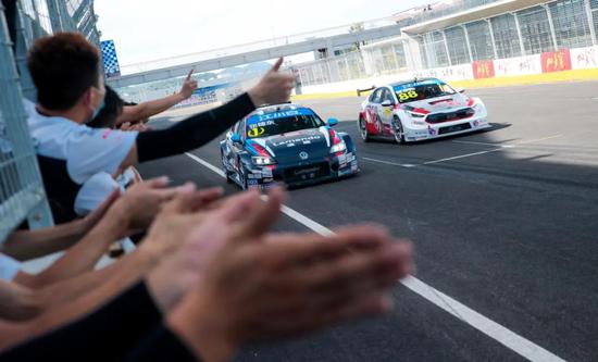 CTCC| 株洲热战第二重:张臻东拿下赛季首座冠军 CTCC| 株洲热战第二重:张臻东拿下赛季首座冠军