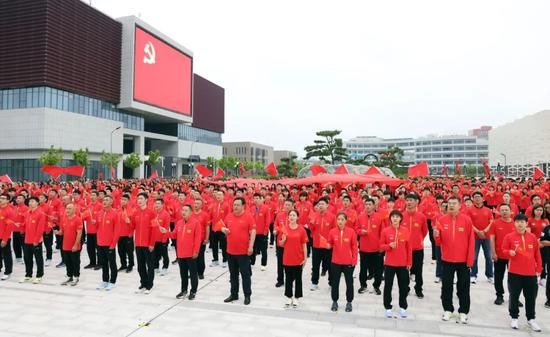 中国乒乓球队献歌建党100周年 用实际行动回报党和国家培养