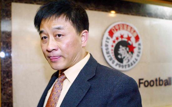 辽足影像志:再现20年峥嵘岁月 辽沈球迷的精神图腾