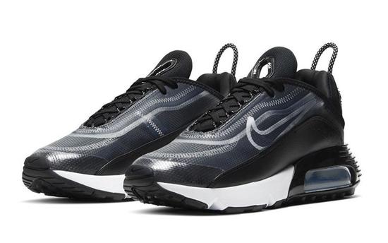 詹姆斯提前上脚Air Max 2090鞋款!细节曝光!
