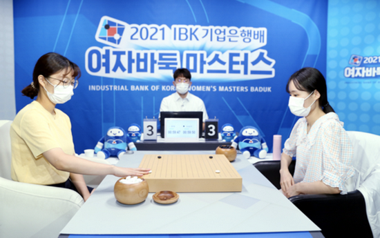 胜率1 的翻盘 女子第一人崔精展现无敌统治力 棋牌 新浪竞技风暴 新浪网