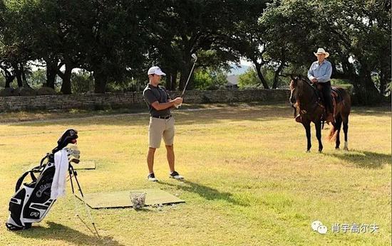 肖宇：七日乌托邦，有关高尔夫“浪”的故事