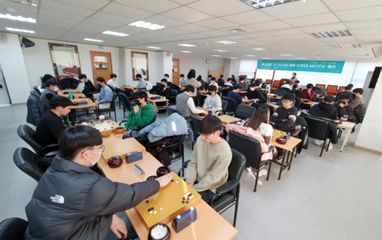 Z队预选赛设在韩国棋院四楼对局室。