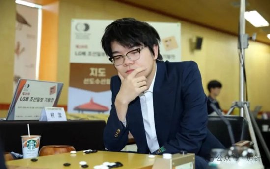 人生聚散皆有定数，那些该遇见的人终会在某个路口不期而遇