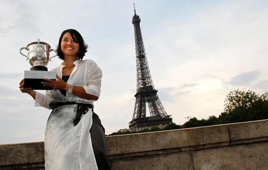 经典回顾|2011法网 李娜成为亚洲首位大满贯得主