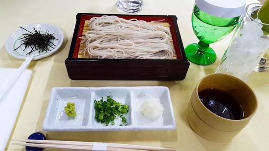 日本棋圣战井山裕太先下一城 一力辽稍欠火候 日本棋圣战井山裕太先下一城 一力辽稍欠火候