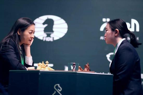 国象超快棋世锦赛首日:卡尔亚金和克拉姆林领跑 国象超快棋世锦赛首日:卡尔亚金和克拉姆林领跑