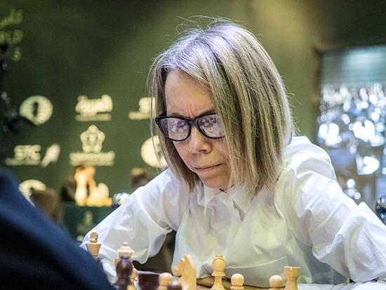 国象超快棋世锦赛 中国男棋手形成集团军冲击巅峰 国象超快棋世锦赛 中国男棋手形成集团军冲击巅峰