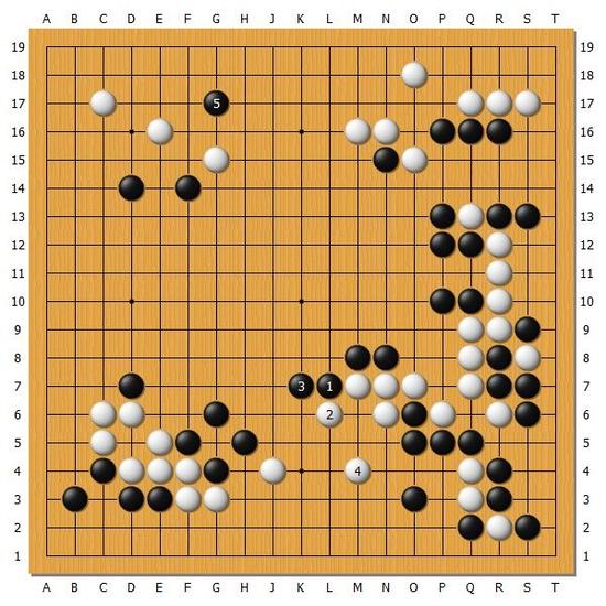 日本棋圣战井山裕太先下一城 一力辽稍欠火候 日本棋圣战井山裕太先下一城 一力辽稍欠火候