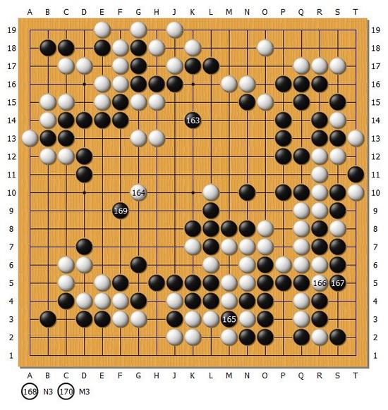 日本棋圣战井山裕太先下一城 一力辽稍欠火候 日本棋圣战井山裕太先下一城 一力辽稍欠火候
