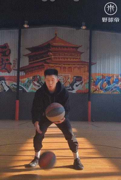 运球容易丢?进来看!8招教会你控球稳定性!