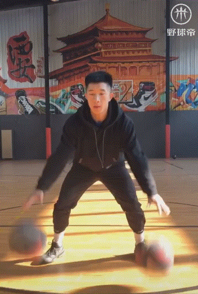 运球容易丢?进来看!8招教会你控球稳定性!