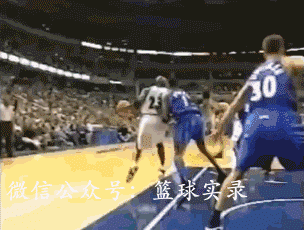 两图流麦蒂当年如何盖乔丹的后仰跳投图