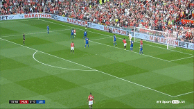 曼联两次阵地进攻对比